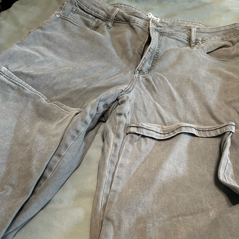 Faded Gray ankle jeans